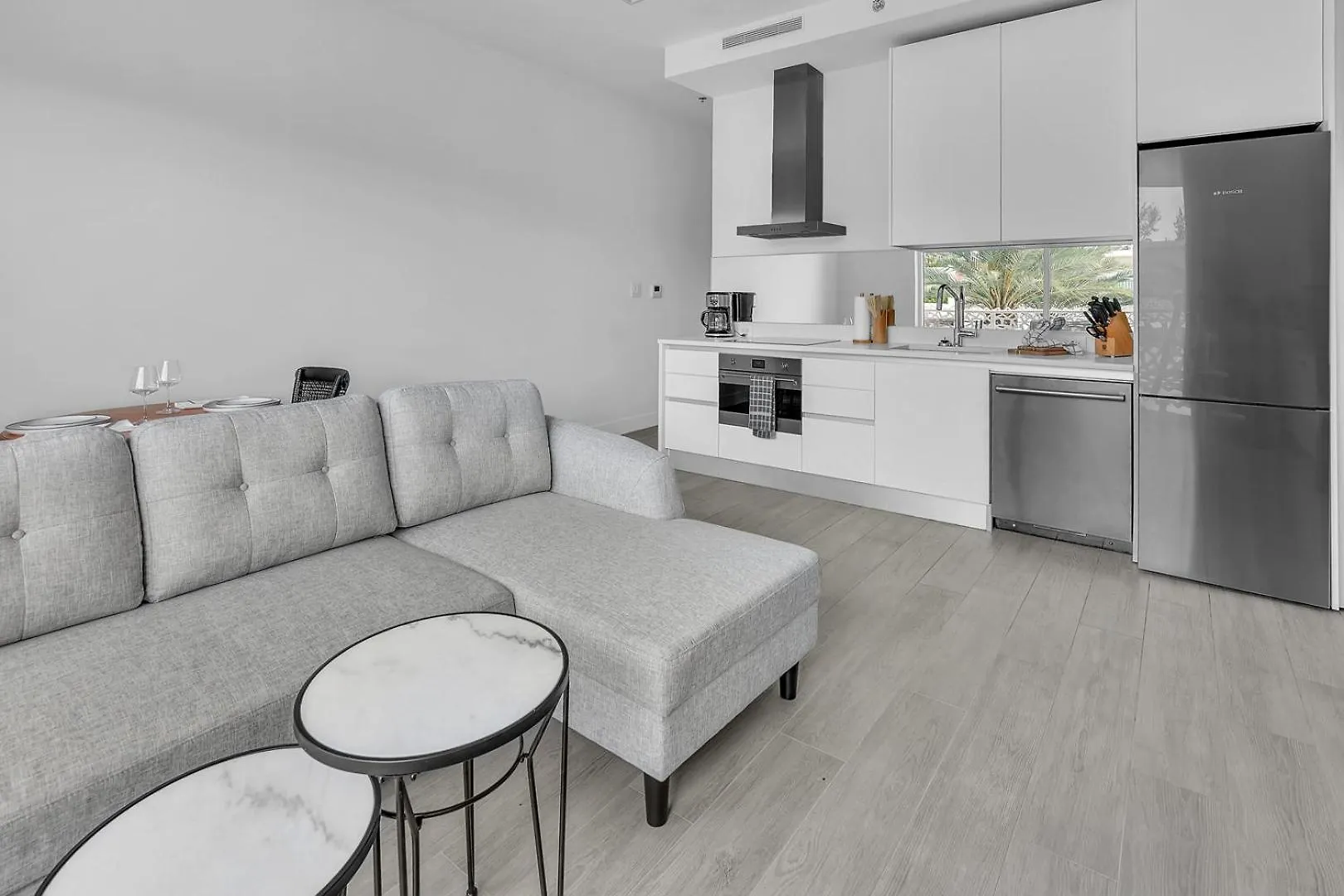 Appartamento Modern 1Br Condo, 2 Min Walk To Prime Seven Mile Beach, The Grove Unit 33 West Bay