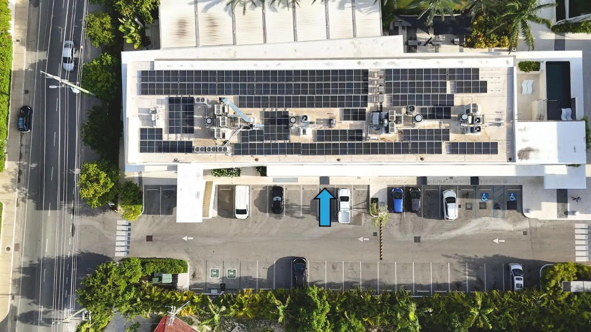 Modern 1Br Condo, 2 Min Walk To Prime Seven Mile Beach, The Grove Unit 33 West Bay Isole Cayman